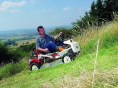 BRUSHCUTTER MOWER