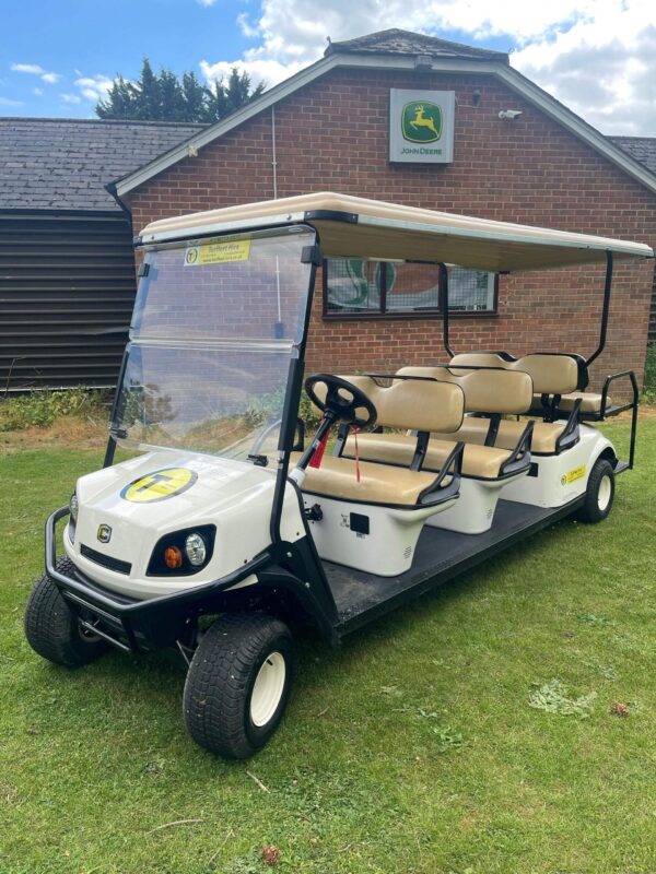8 SEATER PEOPLE CARRIER